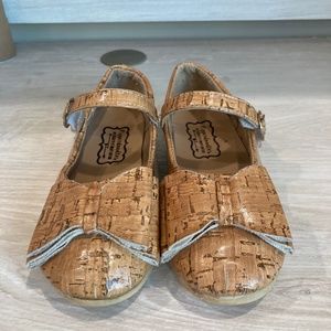 Pipperdoodles Cork Bow Shoes Toddler Bow shoes size 12